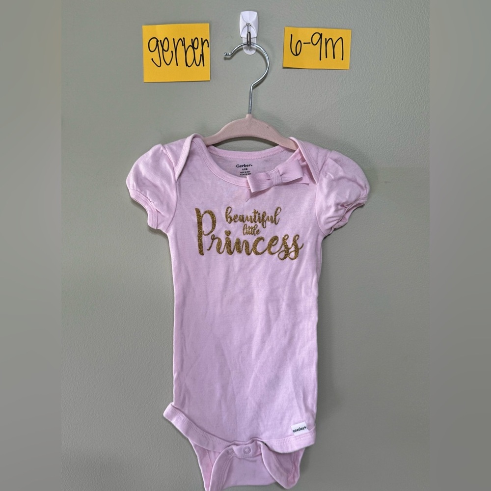 NWOT Gerber Light Pink Baby Onesie with Gold Glitter, 6-9M